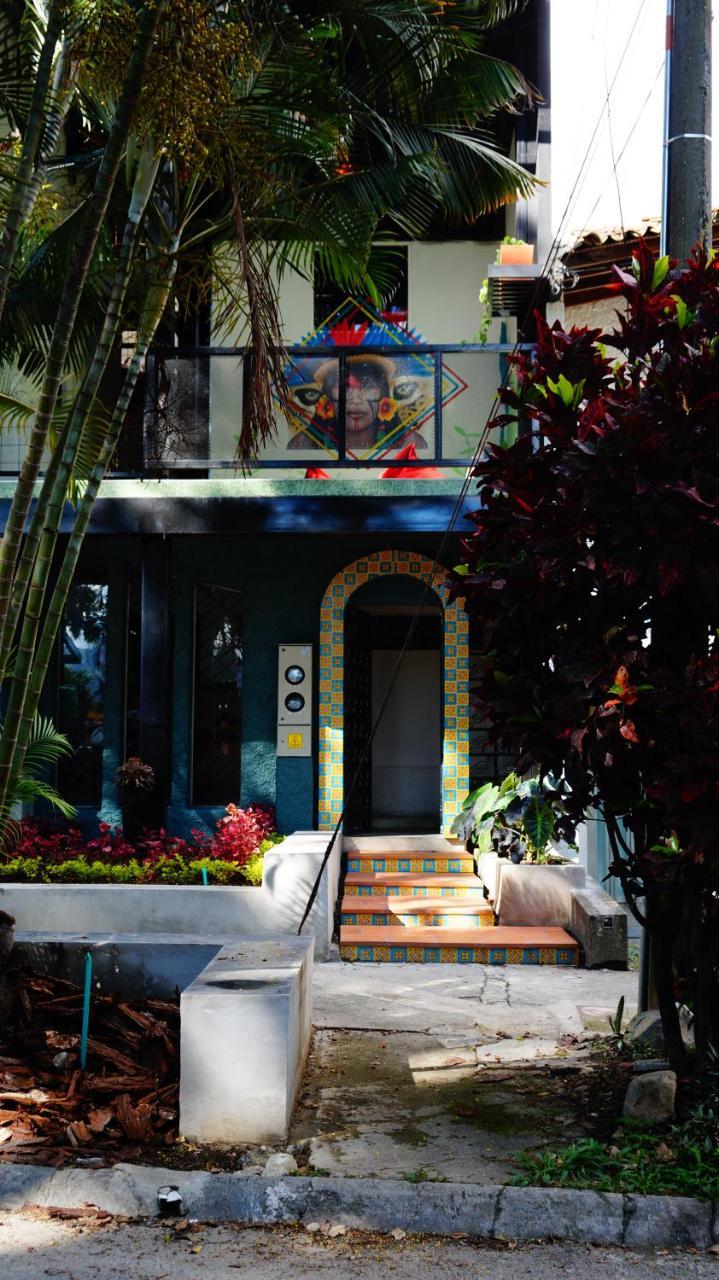 Nativo Hostel 메딜린 외부 사진