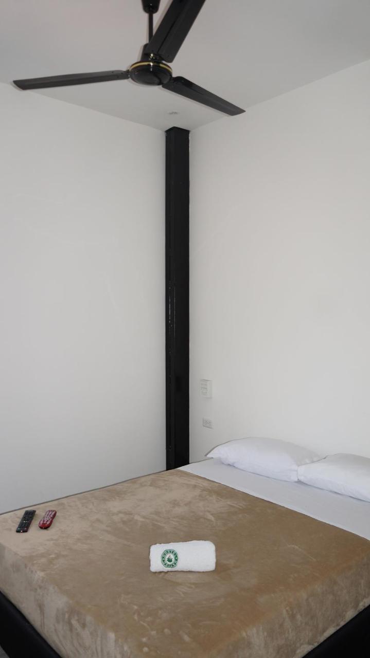 Nativo Hostel 메딜린 외부 사진