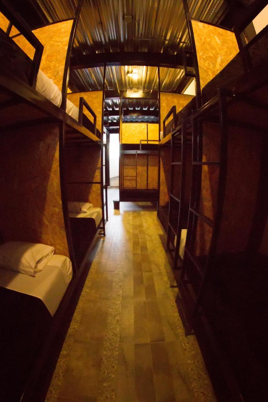Nativo Hostel 메딜린 외부 사진