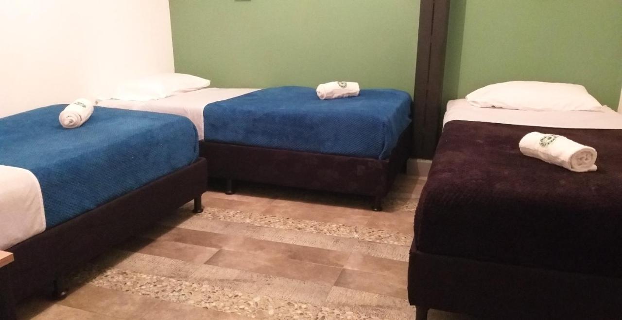 Nativo Hostel 메딜린 외부 사진